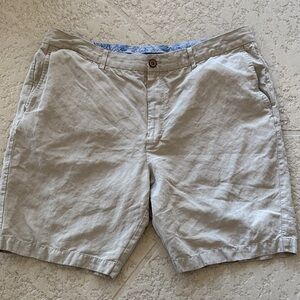 Tommy Bahama Men's silk linen Light Tan Flat Front Shorts